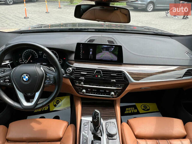 Серый БМВ 6 Серия ГТ, объемом двигателя 3 л и пробегом 54 тыс. км за 35900 $, фото 11 на Automoto.ua