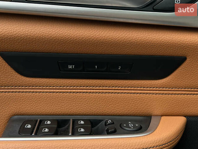 Серый БМВ 6 Серия ГТ, объемом двигателя 3 л и пробегом 54 тыс. км за 35900 $, фото 27 на Automoto.ua