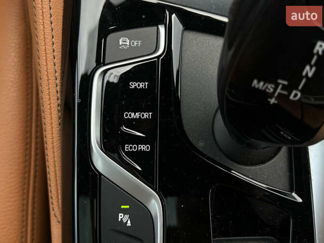 Серый БМВ 6 Серия ГТ, объемом двигателя 3 л и пробегом 54 тыс. км за 35900 $, фото 19 на Automoto.ua