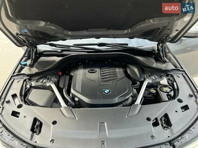 Серый БМВ 6 Серия ГТ, объемом двигателя 3 л и пробегом 97 тыс. км за 47500 $, фото 4 на Automoto.ua