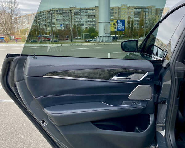 Сірий БМВ 6 Серія ГТ, об'ємом двигуна 3 л та пробігом 54 тис. км за 64000 $, фото 39 на Automoto.ua