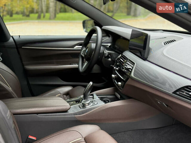 Сірий БМВ 6 Серія ГТ, об'ємом двигуна 2.99 л та пробігом 75 тис. км за 65000 $, фото 39 на Automoto.ua
