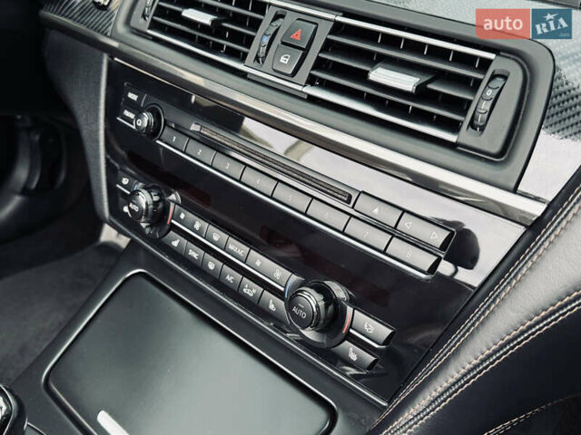 Белый БМВ 6 Серия, объемом двигателя 2.98 л и пробегом 180 тыс. км за 22000 $, фото 10 на Automoto.ua