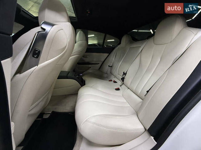 Білий БМВ 6 Серія, об'ємом двигуна 2.98 л та пробігом 163 тис. км за 19900 $, фото 20 на Automoto.ua