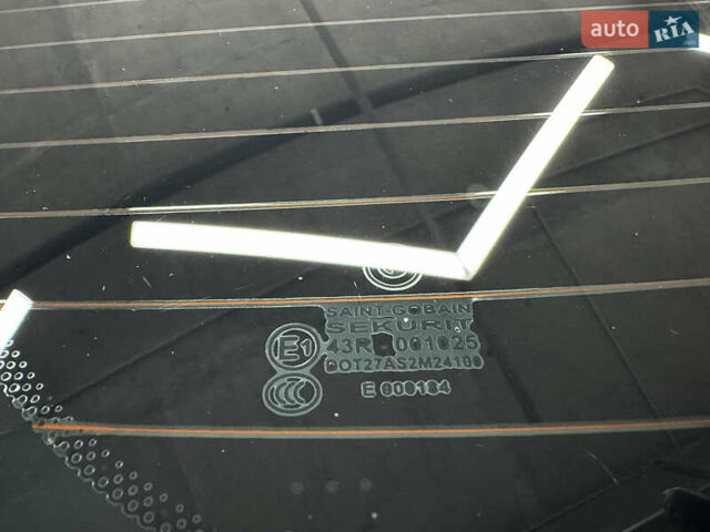 Белый БМВ 6 Серия, объемом двигателя 2.98 л и пробегом 183 тыс. км за 19500 $, фото 23 на Automoto.ua