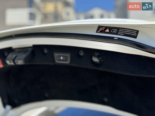 Белый БМВ 6 Серия, объемом двигателя 3 л и пробегом 142 тыс. км за 27500 $, фото 32 на Automoto.ua