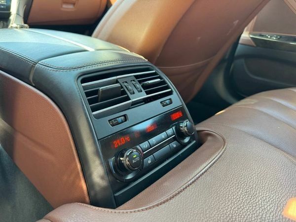 Белый БМВ 6 Серия, объемом двигателя 3 л и пробегом 79 тыс. км за 32000 $, фото 8 на Automoto.ua