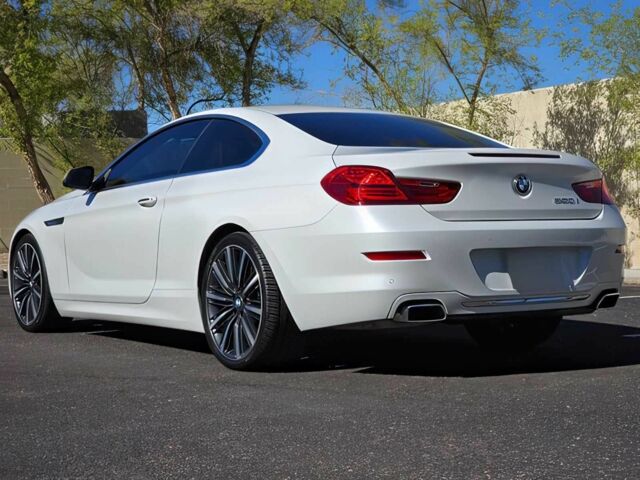 Белый БМВ 6 Серия, объемом двигателя 4.4 л и пробегом 52 тыс. км за 14800 $, фото 6 на Automoto.ua