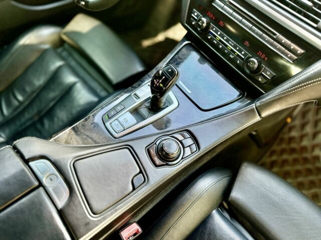 Белый БМВ 6 Серия, объемом двигателя 3 л и пробегом 230 тыс. км за 18000 $, фото 12 на Automoto.ua