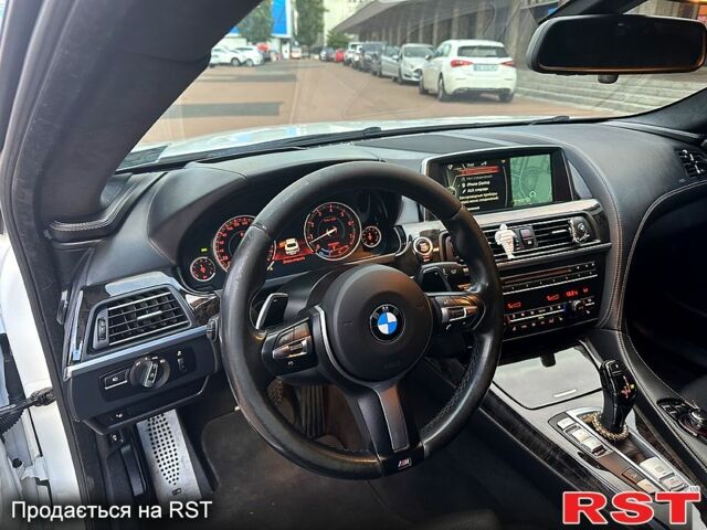 Белый БМВ 6 Серия, объемом двигателя 3 л и пробегом 150 тыс. км за 25000 $, фото 5 на Automoto.ua