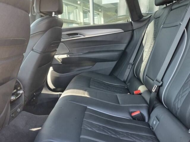 Черный БМВ 6 Серия, объемом двигателя 0 л и пробегом 15 тыс. км за 23400 $, фото 7 на Automoto.ua