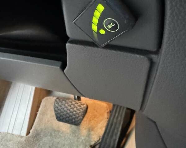 Черный БМВ 6 Серия, объемом двигателя 4.4 л и пробегом 144 тыс. км за 8500 $, фото 30 на Automoto.ua