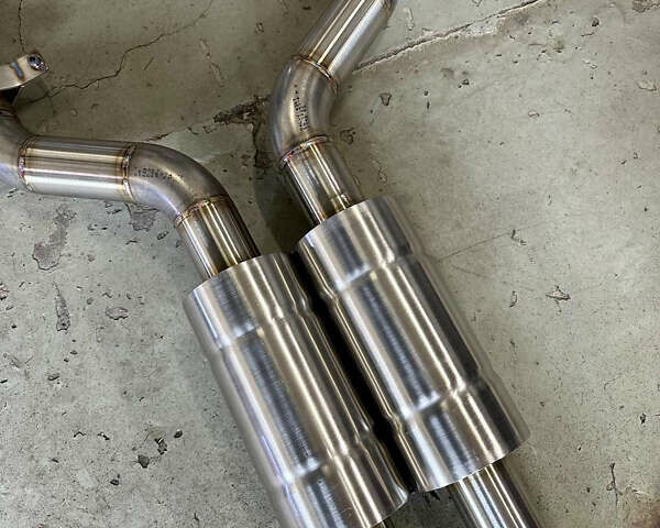 Черный БМВ 6 Серия, объемом двигателя 4.8 л и пробегом 240 тыс. км за 15000 $, фото 42 на Automoto.ua