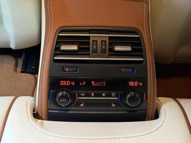 Черный БМВ 6 Серия, объемом двигателя 4.4 л и пробегом 53 тыс. км за 24000 $, фото 20 на Automoto.ua