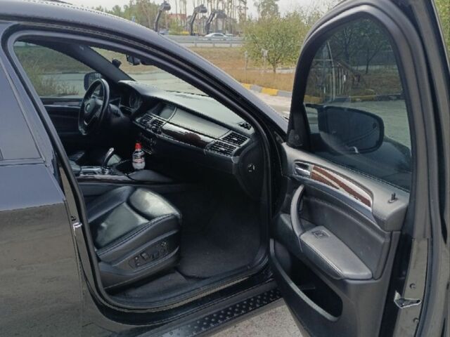 Черный БМВ 6 Серия, объемом двигателя 4.4 л и пробегом 160 тыс. км за 15000 $, фото 3 на Automoto.ua