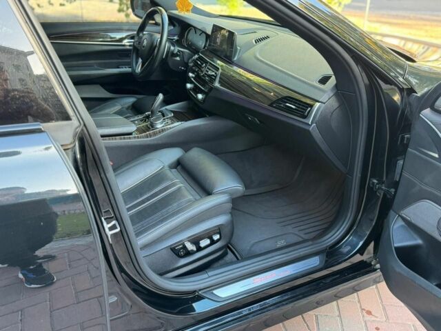 Черный БМВ 6 Серия, объемом двигателя 3 л и пробегом 100 тыс. км за 31000 $, фото 5 на Automoto.ua