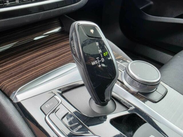 Черный БМВ 6 Серия, объемом двигателя 3 л и пробегом 37 тыс. км за 10200 $, фото 18 на Automoto.ua