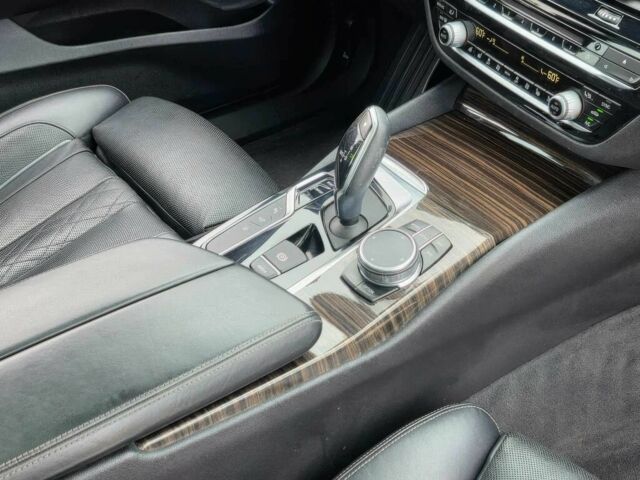 Черный БМВ 6 Серия, объемом двигателя 3 л и пробегом 37 тыс. км за 10200 $, фото 10 на Automoto.ua