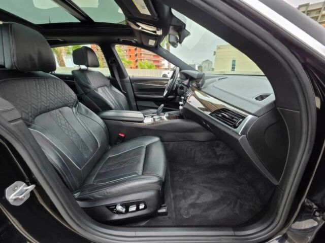 Черный БМВ 6 Серия, объемом двигателя 3 л и пробегом 37 тыс. км за 10200 $, фото 8 на Automoto.ua