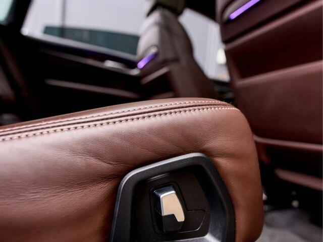 Красный БМВ 6 Серия, объемом двигателя 3 л и пробегом 142 тыс. км за 37500 $, фото 11 на Automoto.ua