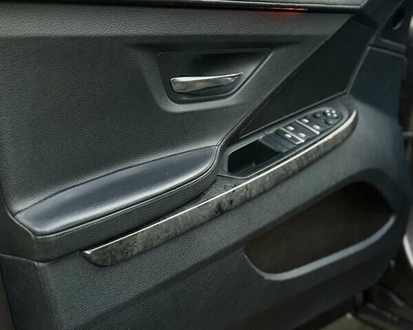 Сірий БМВ 6 Серія, об'ємом двигуна 2.99 л та пробігом 146 тис. км за 24800 $, фото 27 на Automoto.ua