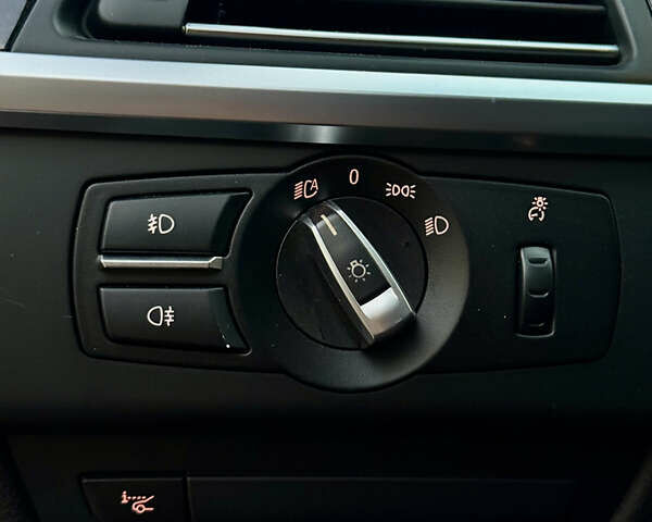 Сірий БМВ 6 Серія, об'ємом двигуна 2.99 л та пробігом 146 тис. км за 24800 $, фото 30 на Automoto.ua