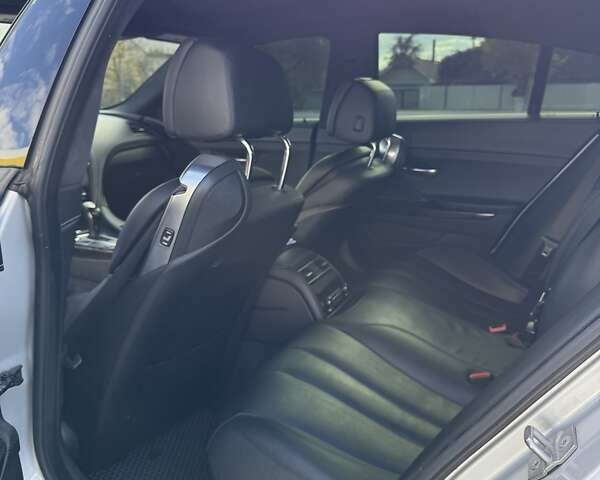 Серый БМВ 6 Серия, объемом двигателя 2.98 л и пробегом 95 тыс. км за 27500 $, фото 11 на Automoto.ua