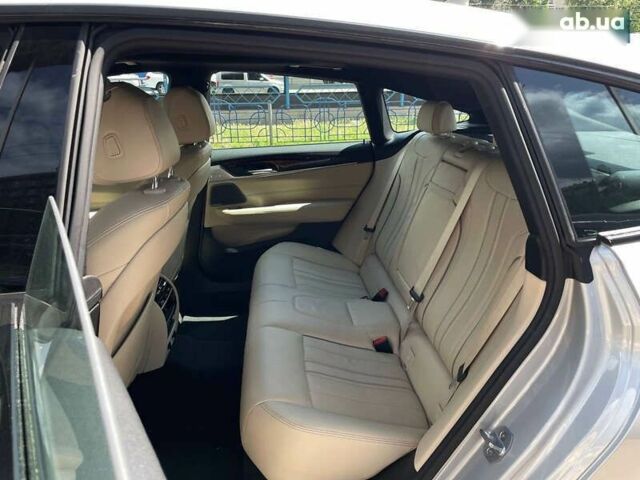 Серый БМВ 6 Серия, объемом двигателя 3 л и пробегом 85 тыс. км за 36500 $, фото 17 на Automoto.ua