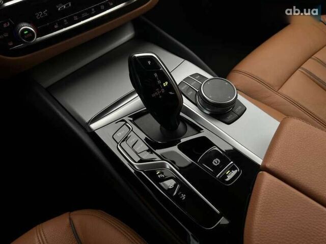 Серый БМВ 6 Серия, объемом двигателя 2 л и пробегом 75 тыс. км за 45900 $, фото 25 на Automoto.ua