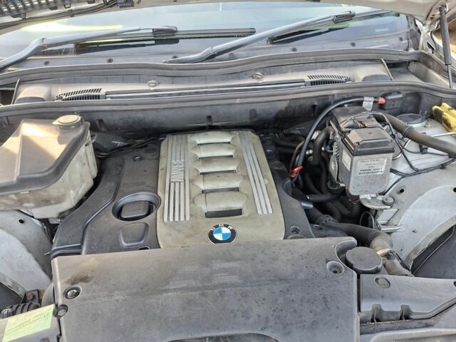 Серый БМВ 6 Серия, объемом двигателя 3 л и пробегом 200 тыс. км за 5241 $, фото 7 на Automoto.ua