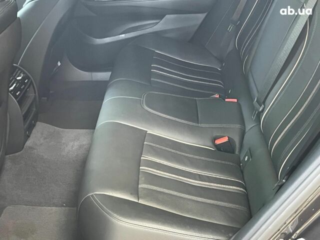 Серый БМВ 6 Серия, объемом двигателя 3 л и пробегом 75 тыс. км за 33990 $, фото 33 на Automoto.ua