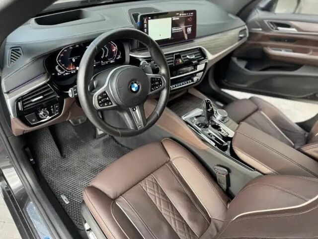 Серый БМВ 6 Серия, объемом двигателя 2 л и пробегом 103 тыс. км за 44000 $, фото 4 на Automoto.ua