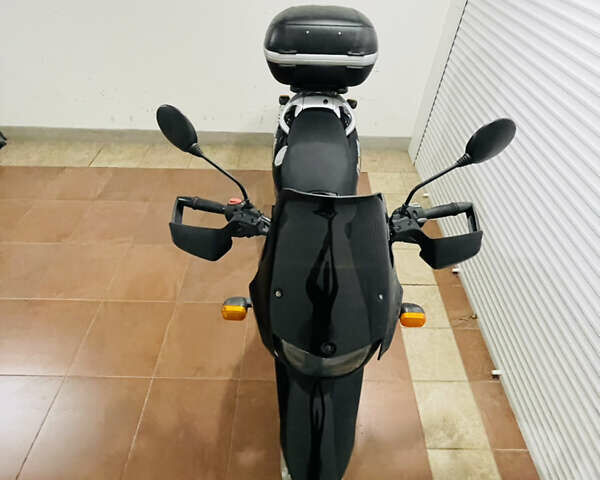 Черный БМВ 650, объемом двигателя 0.65 л и пробегом 41 тыс. км за 4500 $, фото 28 на Automoto.ua