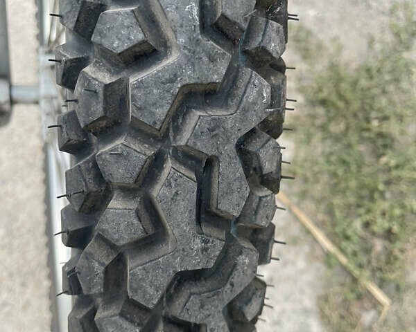 Синий БМВ 650, объемом двигателя 0.65 л и пробегом 29 тыс. км за 4500 $, фото 3 на Automoto.ua