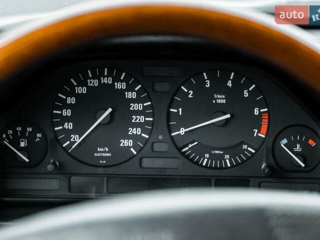 Белый БМВ 7 Серия, объемом двигателя 3 л и пробегом 80 тыс. км за 18900 $, фото 25 на Automoto.ua