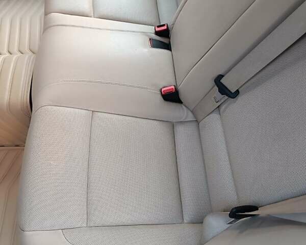 Белый БМВ 7 Серия, объемом двигателя 4.39 л и пробегом 268 тыс. км за 9500 $, фото 18 на Automoto.ua