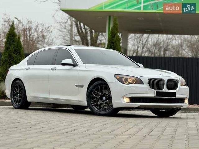 Білий БМВ 7 Серія, об'ємом двигуна 3 л та пробігом 133 тис. км за 12500 $, фото 3 на Automoto.ua