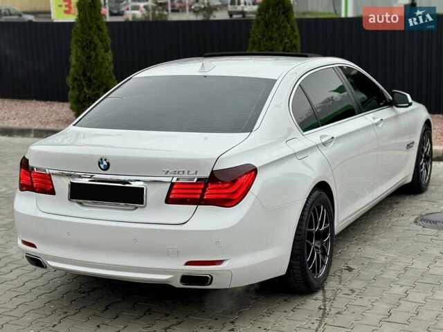 Білий БМВ 7 Серія, об'ємом двигуна 3 л та пробігом 133 тис. км за 12500 $, фото 16 на Automoto.ua