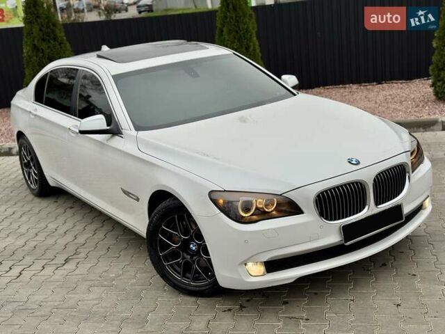 Білий БМВ 7 Серія, об'ємом двигуна 3 л та пробігом 133 тис. км за 12500 $, фото 5 на Automoto.ua