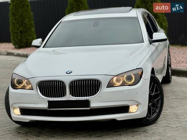 Білий БМВ 7 Серія, об'ємом двигуна 3 л та пробігом 133 тис. км за 12500 $, фото 7 на Automoto.ua