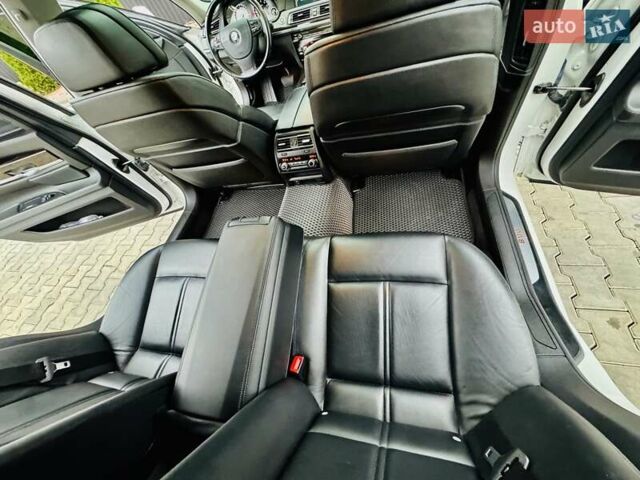 Білий БМВ 7 Серія, об'ємом двигуна 3 л та пробігом 133 тис. км за 12500 $, фото 41 на Automoto.ua