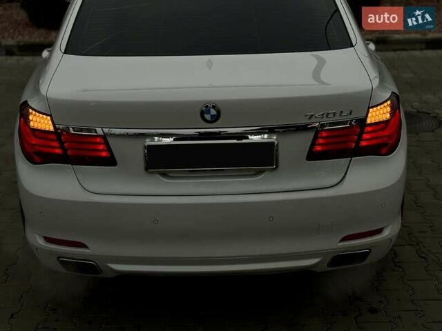 Білий БМВ 7 Серія, об'ємом двигуна 3 л та пробігом 133 тис. км за 12500 $, фото 21 на Automoto.ua