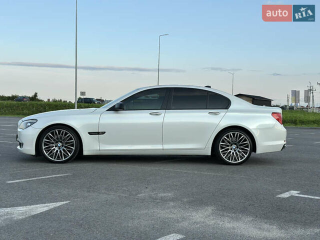 Белый БМВ 7 Серия, объемом двигателя 3 л и пробегом 247 тыс. км за 18000 $, фото 4 на Automoto.ua