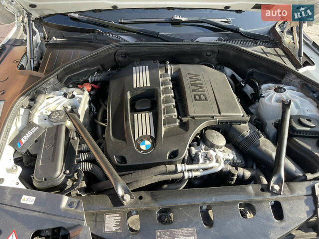 Білий БМВ 7 Серія, об'ємом двигуна 3 л та пробігом 202 тис. км за 19500 $, фото 22 на Automoto.ua