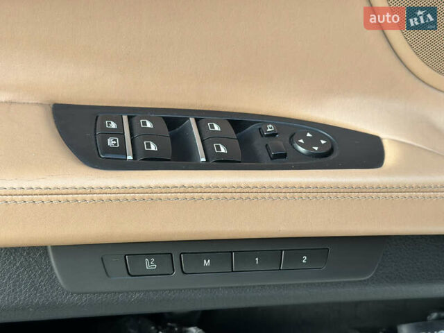 Белый БМВ 7 Серия, объемом двигателя 3 л и пробегом 247 тыс. км за 18000 $, фото 13 на Automoto.ua