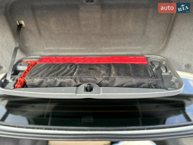 Белый БМВ 7 Серия, объемом двигателя 3 л и пробегом 247 тыс. км за 18000 $, фото 35 на Automoto.ua