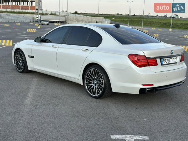 Белый БМВ 7 Серия, объемом двигателя 3 л и пробегом 247 тыс. км за 18000 $, фото 5 на Automoto.ua