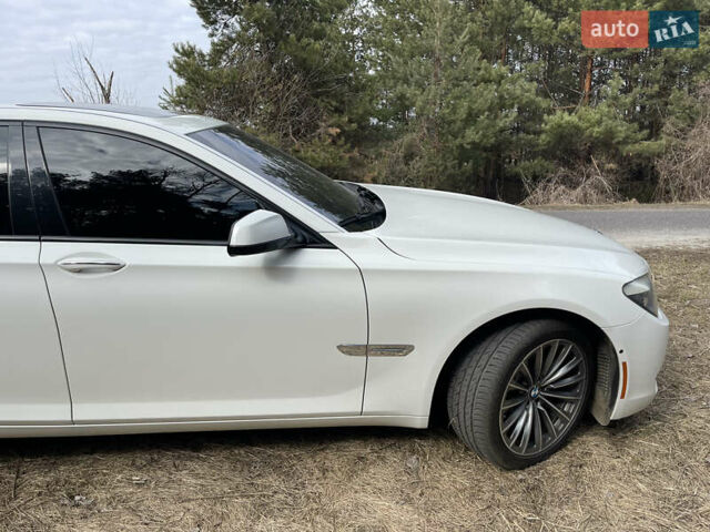 Білий БМВ 7 Серія, об'ємом двигуна 3 л та пробігом 202 тис. км за 19500 $, фото 45 на Automoto.ua