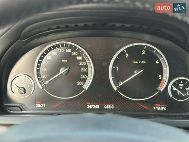 Белый БМВ 7 Серия, объемом двигателя 3 л и пробегом 247 тыс. км за 18000 $, фото 15 на Automoto.ua