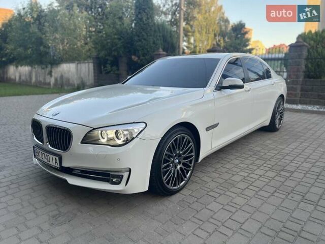 Белый БМВ 7 Серия, объемом двигателя 2.98 л и пробегом 199 тыс. км за 13500 $, фото 5 на Automoto.ua